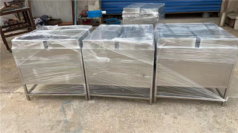 華礦集團(tuán)熱銷(xiāo)產(chǎn)品避難硐室空氣凈化裝置發(fā)往陜西